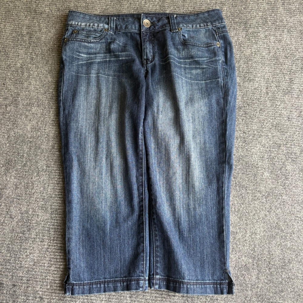 DKNY Jeans Womens Size 12 Dark Wash Sequin Pocket Capri Cropped Denim Pants